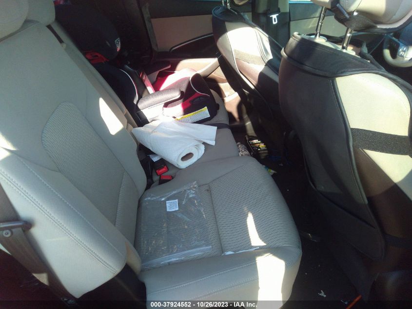 2017 HYUNDAI SANTA FE SE - KM8SMDHF9HU199384