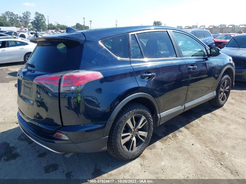 VIN JTMWFREV7HD105592 2017 TOYOTA RAV4 XLE