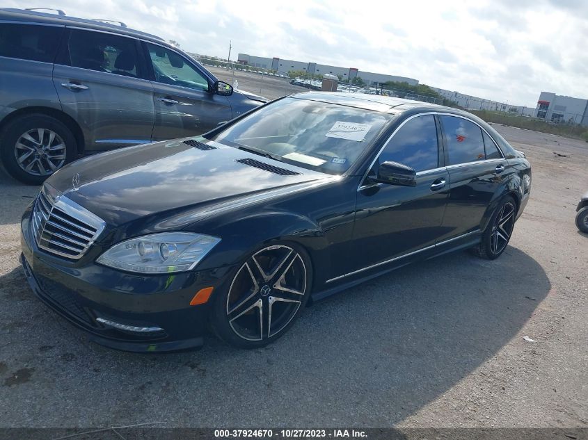 2013 MERCEDES-BENZ S 550 WDDNG7DB3DA499338