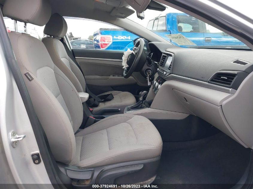 2019 HYUNDAI ELANTRA SEL - KMHD84LFXKU746903
