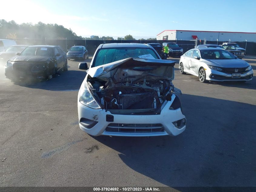 2015 NISSAN VERSA S PLUS - 3N1CN7AP0FL825618