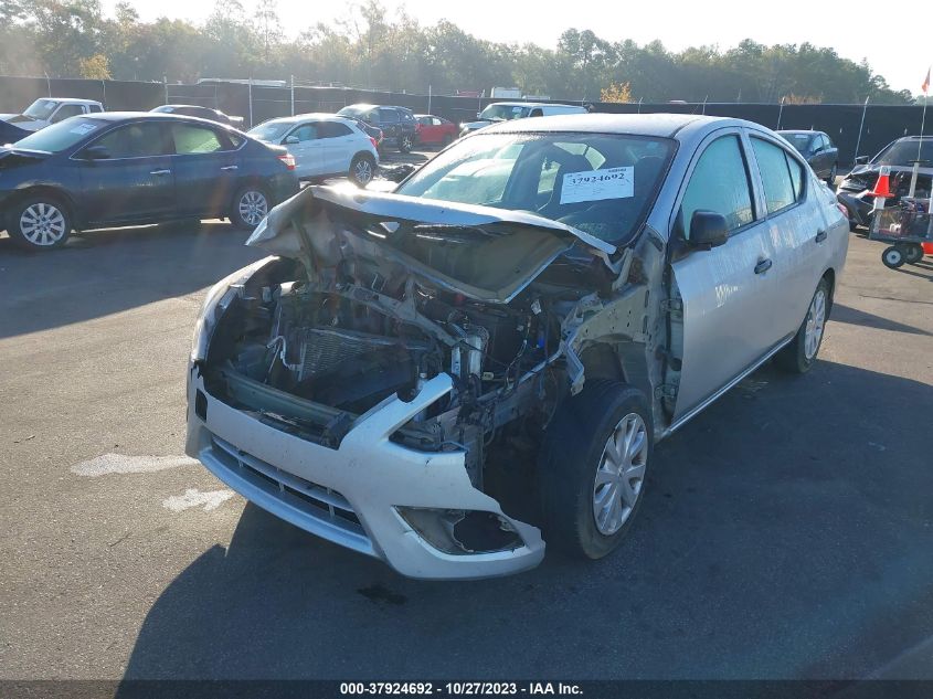 2015 NISSAN VERSA S PLUS - 3N1CN7AP0FL825618