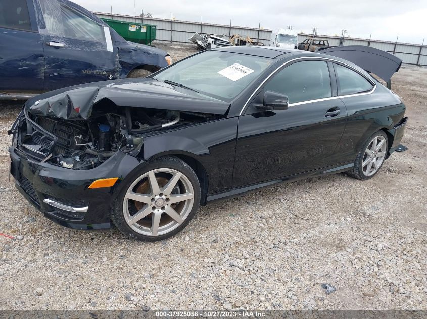 2013 MERCEDES-BENZ C-CLASS C 250 - WDDGJ4HB6DG058366