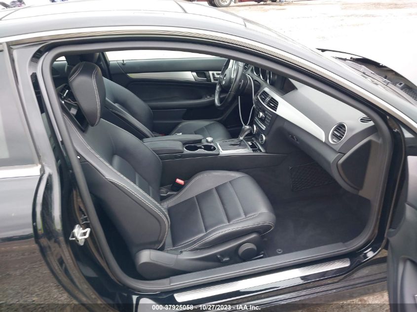 2013 MERCEDES-BENZ C-CLASS C 250 - WDDGJ4HB6DG058366
