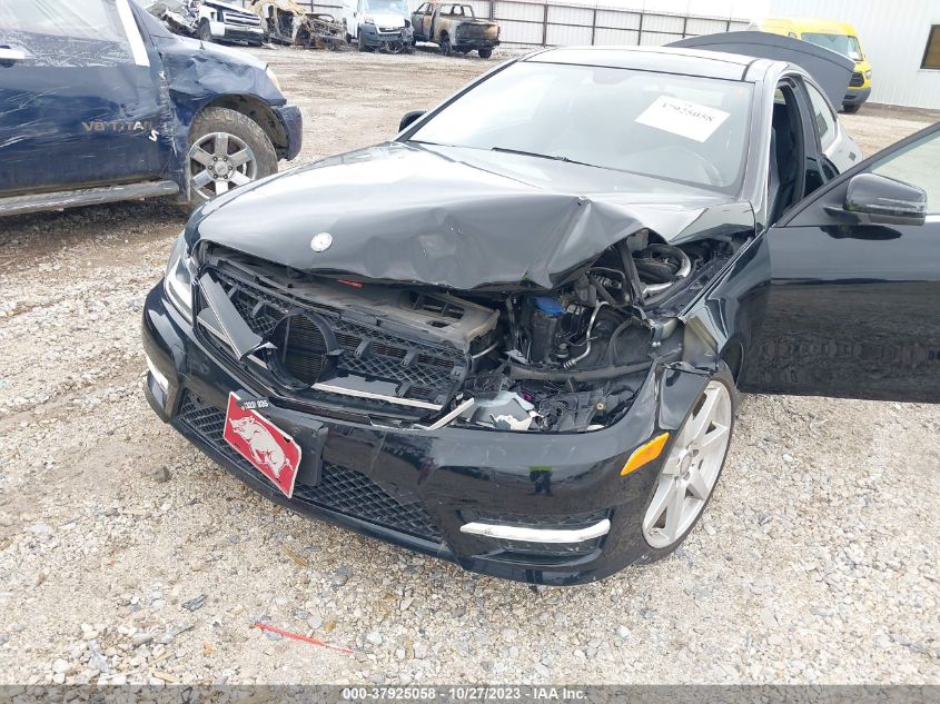 2013 MERCEDES-BENZ C-CLASS C 250 - WDDGJ4HB6DG058366