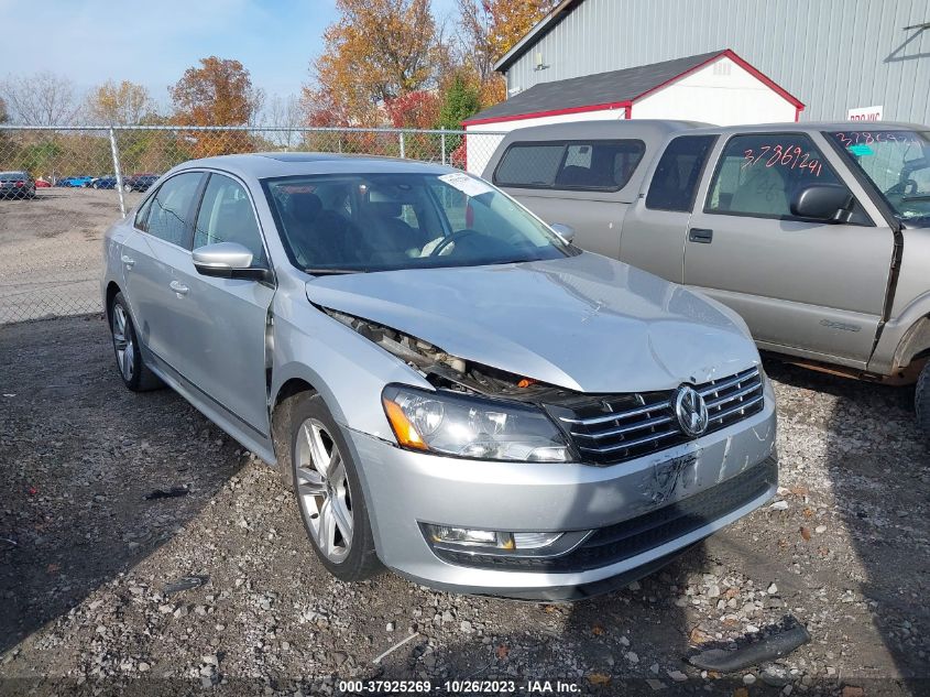 2013 VOLKSWAGEN PASSAT SEL - 1VWCM7A32DC037961