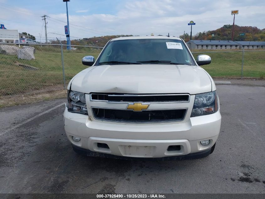 2013 CHEVROLET SUBURBAN LTZ - 1GNSCKE06DR288832
