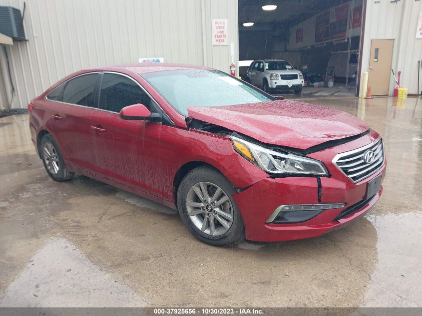 2015 HYUNDAI SONATA 2.4L SE - 5NPE24AF8FH123650