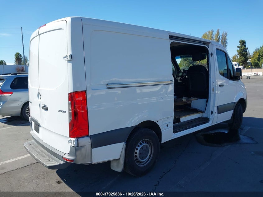 VIN WD3PF0CD0KT007361 2019 MERCEDES-BENZ SPRINTER CARGO VAN