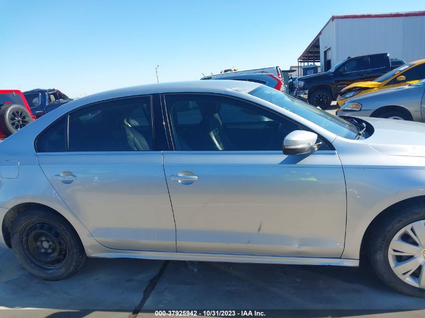 2013 VOLKSWAGEN JETTA SEDAN SE 3VWDX7AJ8DM424779