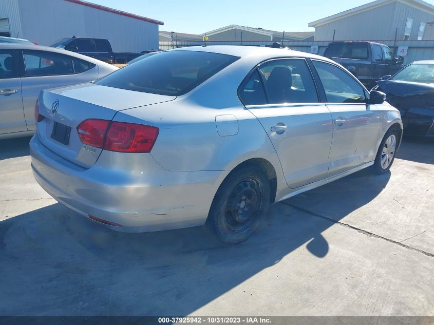 2013 VOLKSWAGEN JETTA SEDAN SE 3VWDX7AJ8DM424779