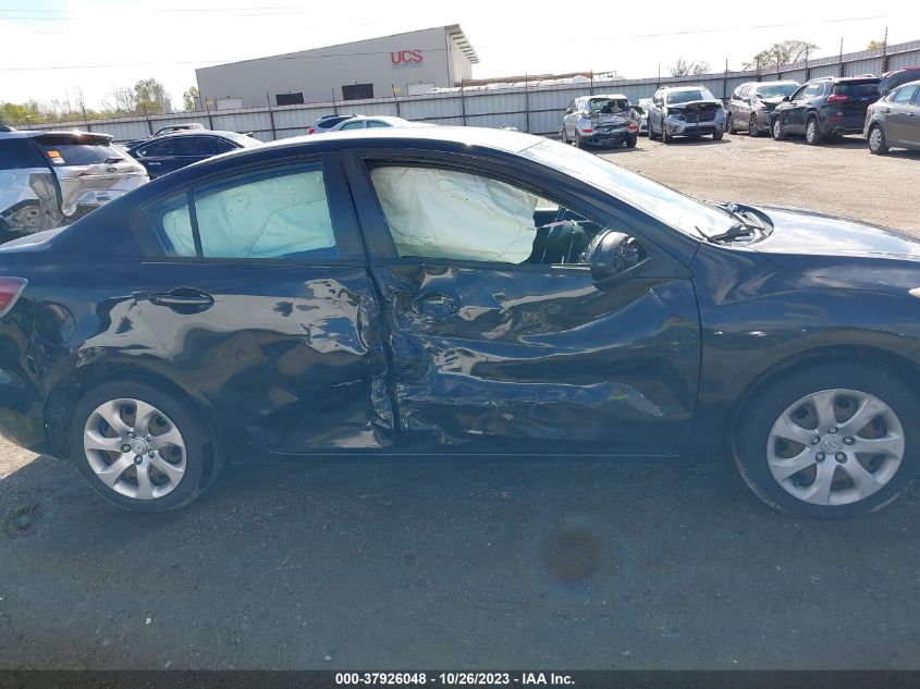 2013 MAZDA MAZDA3 I SV - JM1BL1TF3D1735707