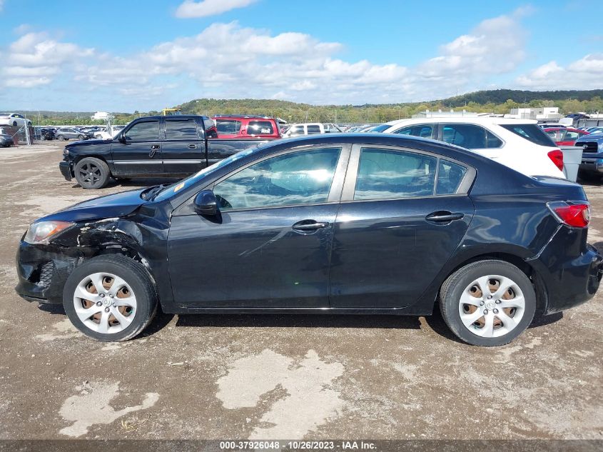 2013 MAZDA MAZDA3 I SV - JM1BL1TF3D1735707