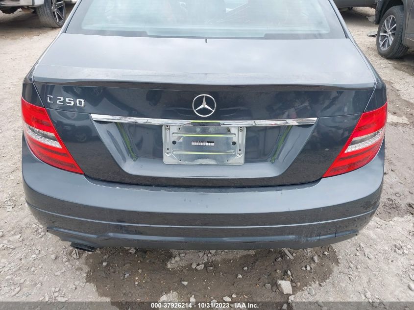 2014 MERCEDES-BENZ C 250 SPORT/LUXURY - WDDGF4HB1EG193824