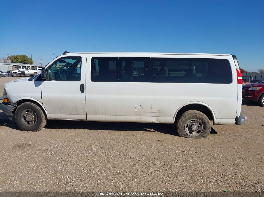 2018 CHEVROLET EXPRESS PASSENGER LT 1GAZGPFG1J1244258