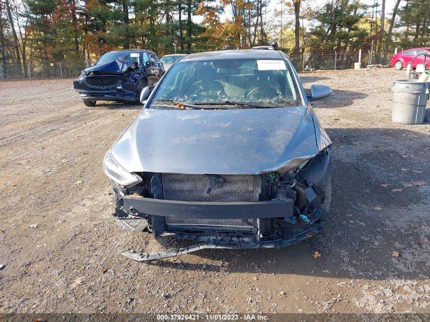 2017 HYUNDAI ELANTRA SE - KMHD74LF3HU370878