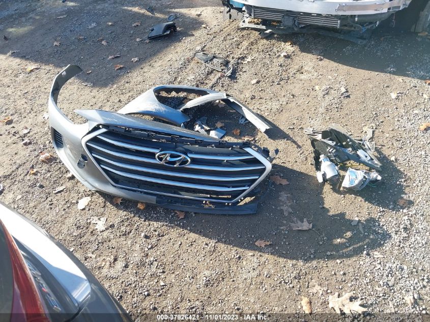 2017 HYUNDAI ELANTRA SE - KMHD74LF3HU370878