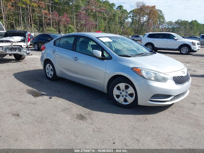2015 KIA FORTE LX - KNAFK4A68F5329438