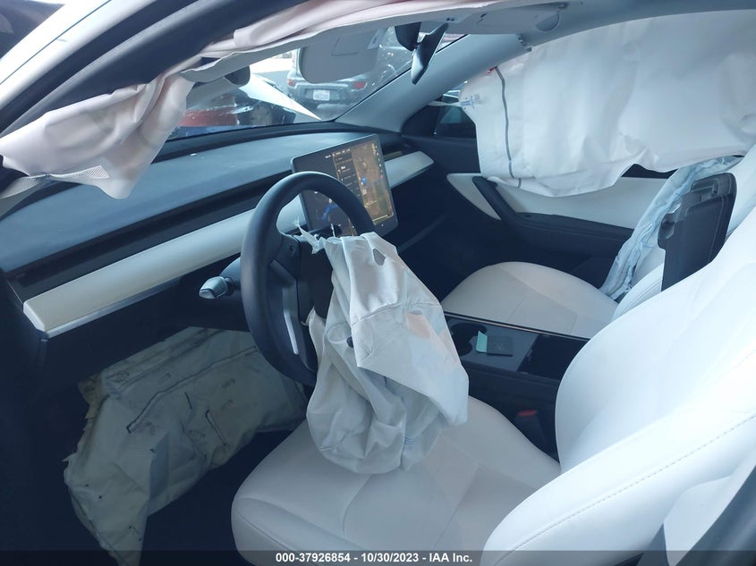 VIN 7SAYGDEE7NF312032 2022 TESLA MODEL Y