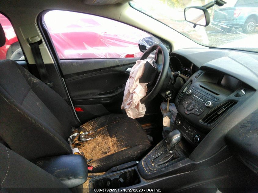 2017 FORD FOCUS SE - 1FADP3K24HL339325