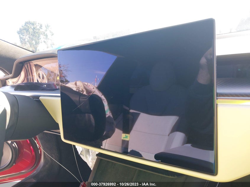 VIN 5YJSA1E61NF470197 2022 TESLA MODEL S