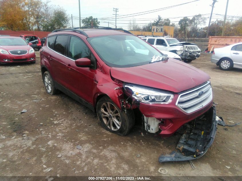 2017 FORD ESCAPE SE - 1FMCU9G98HUB46849