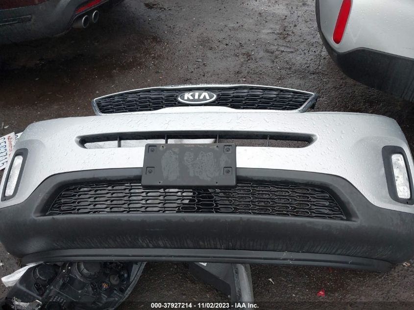 2014 KIA SORENTO LX - 5XYKTCA64EG450854