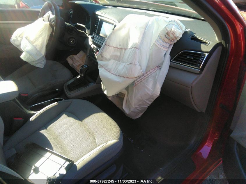 2017 HYUNDAI ELANTRA SE - 5NPD84LF3HH181420