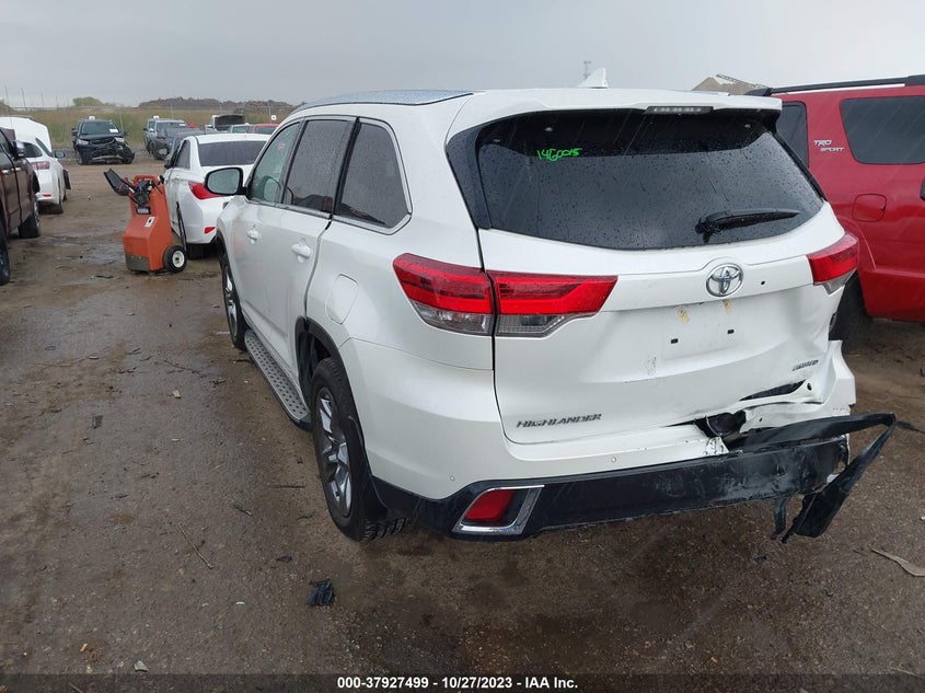 VIN 5TDYZRFHXKS312840 2019 TOYOTA HIGHLANDER LIMITED/LTD PLATINUM