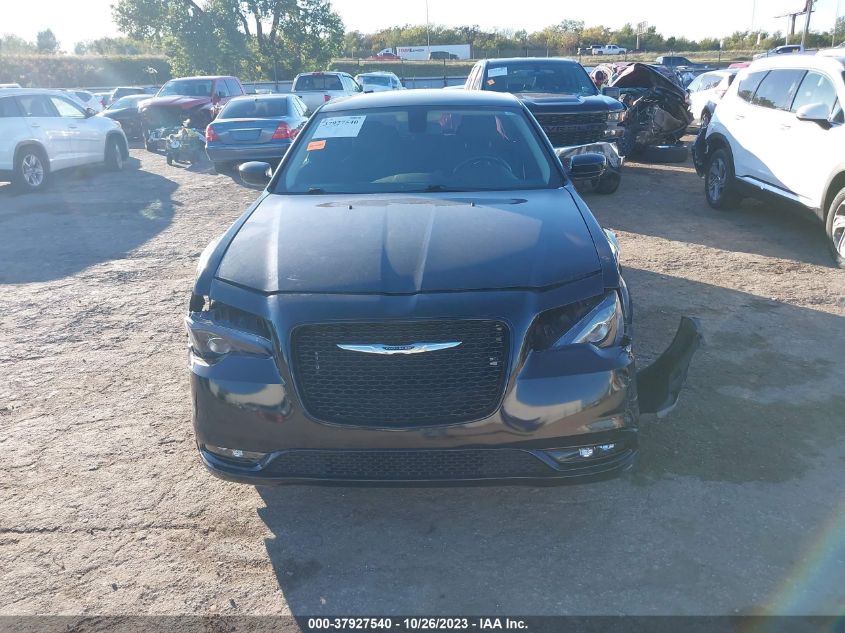 2C3CCARG6KH528963 Chrysler 300 TOURING 6