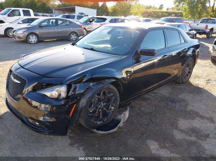 2C3CCARG6KH528963 Chrysler 300 TOURING 2