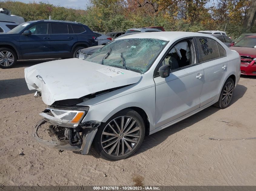 2016 VOLKSWAGEN JETTA SEDAN 1.8T SPORT - 3VWD17AJ6GM305201