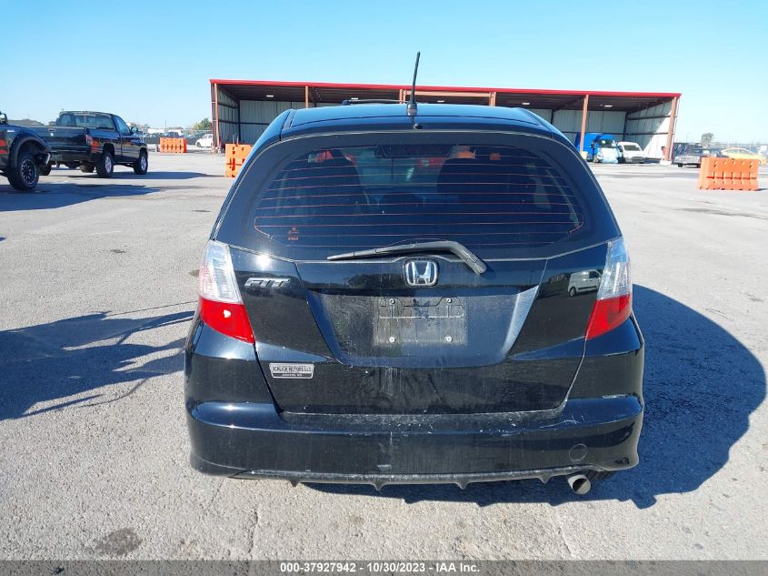 2013 HONDA FIT - JHMGE8H38DC042089