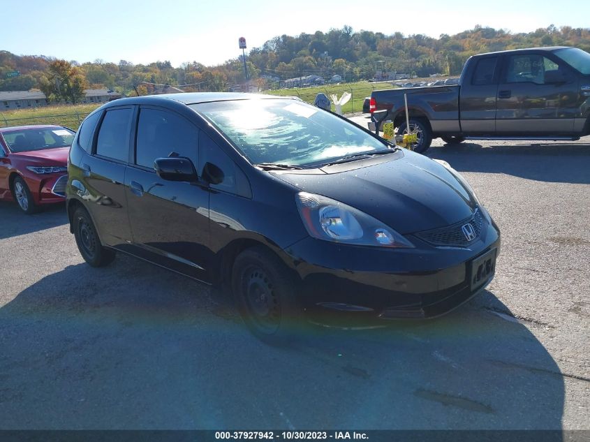 2013 HONDA FIT - JHMGE8H38DC042089