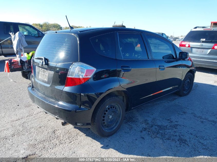 2013 HONDA FIT - JHMGE8H38DC042089