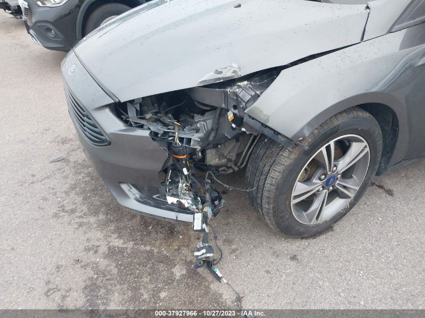 2018 FORD FOCUS SE - 1FADP3FE5JL236392