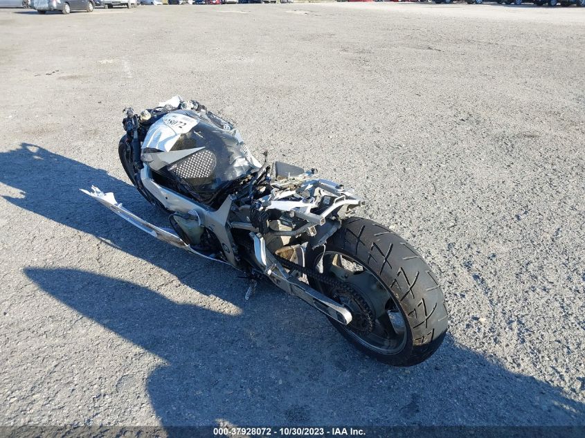 2000 SUZUKI GSX-R750 JS1GR7HA9Y2104328