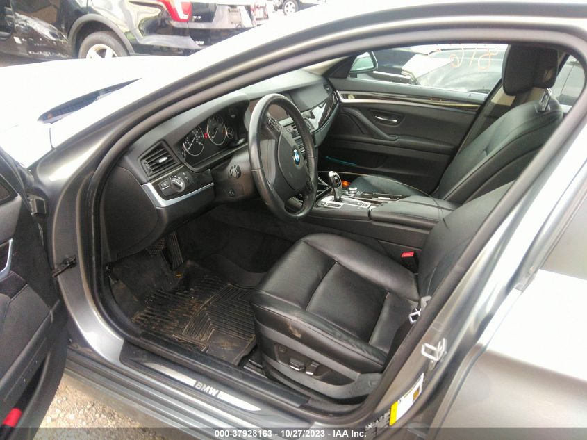 2013 BMW 5 SERIES 528I XDRIVE - WBAXH5C52DDW15754