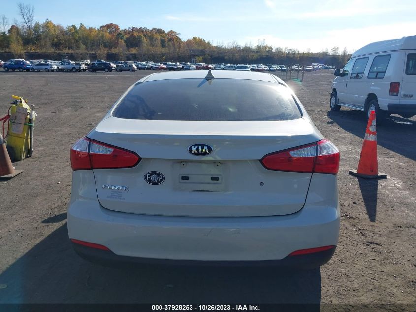 2015 KIA FORTE LX - KNAFK4A63F5375629