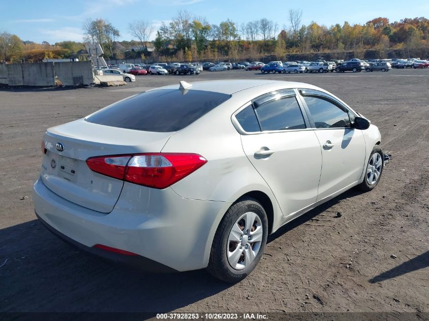 2015 KIA FORTE LX - KNAFK4A63F5375629