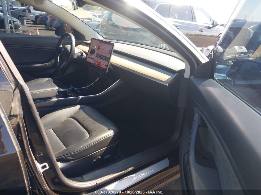 2018 TESLA MODEL 3 LONG RANGE - 5YJ3E1EB2JF090432