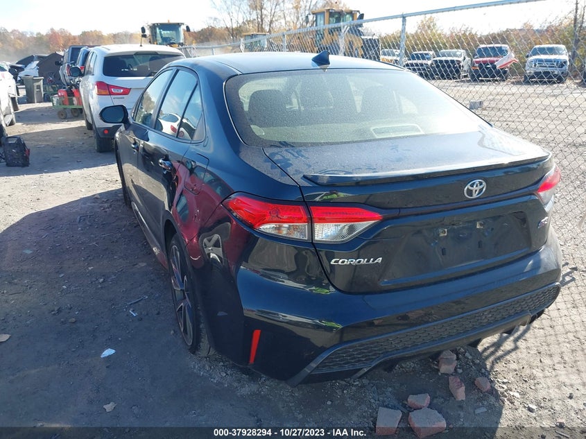 VIN JTDP4RCE2LJ050914 2020 TOYOTA COROLLA SE