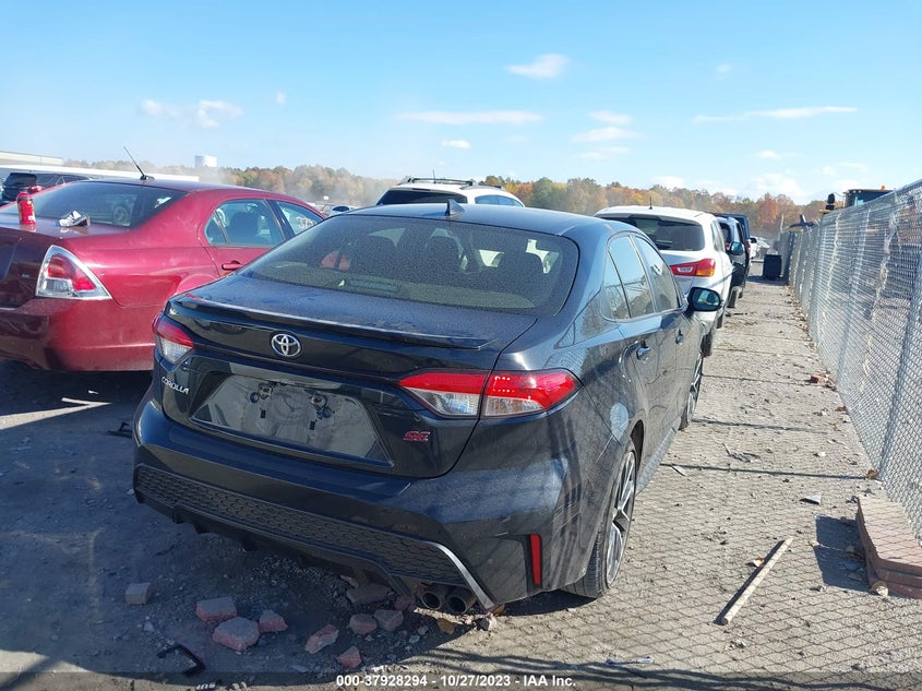VIN JTDP4RCE2LJ050914 2020 TOYOTA COROLLA SE
