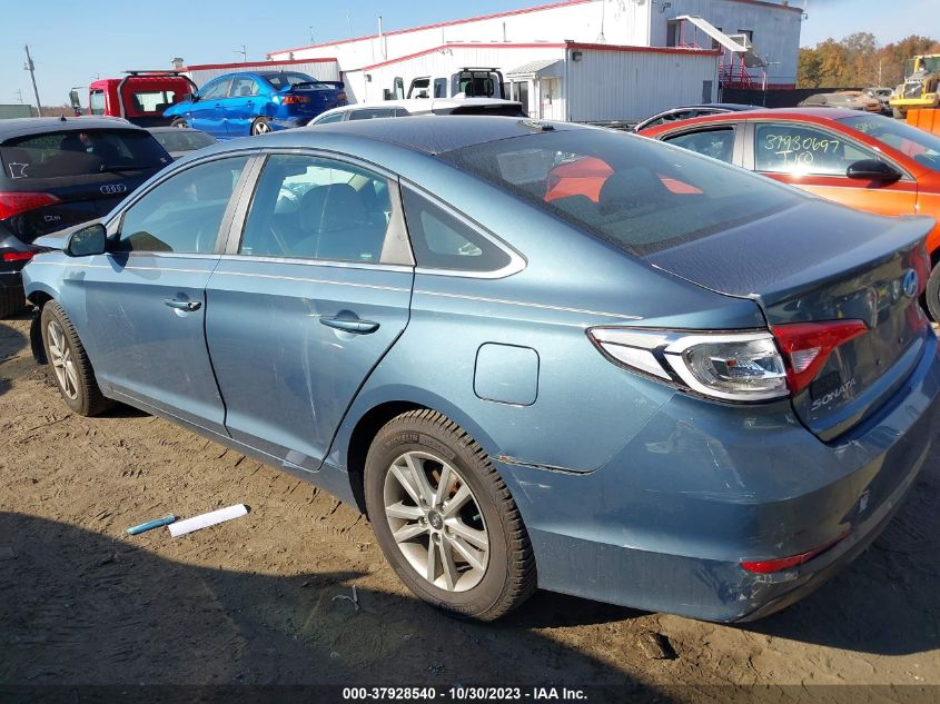 2015 HYUNDAI SONATA 2.4L SE - 5NPE24AF3FH062630