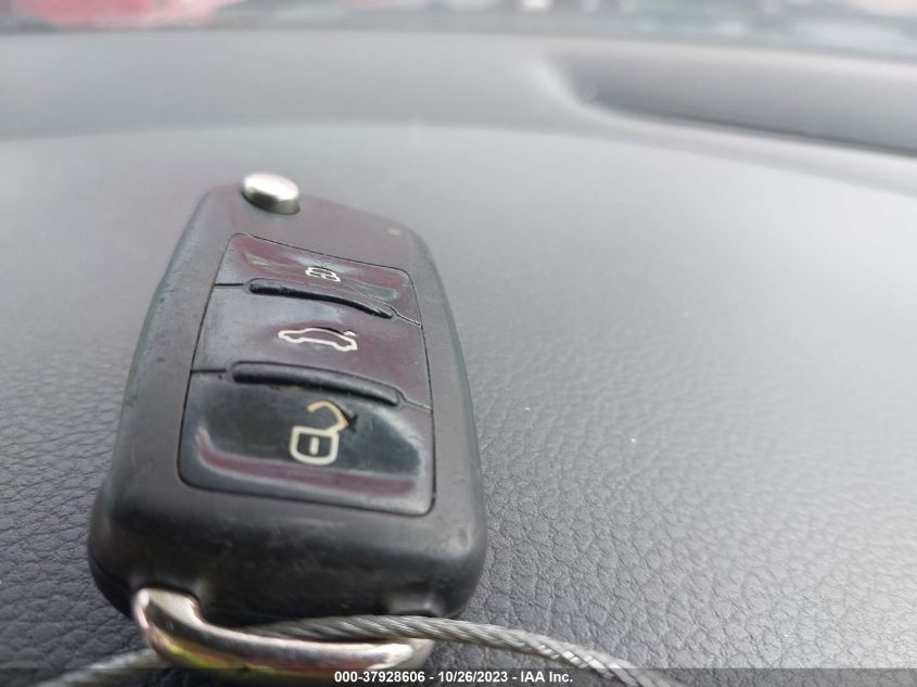 2015 VOLKSWAGEN JETTA SEDAN 2.0L TDI SE 3VWLA7AJ4FM275349