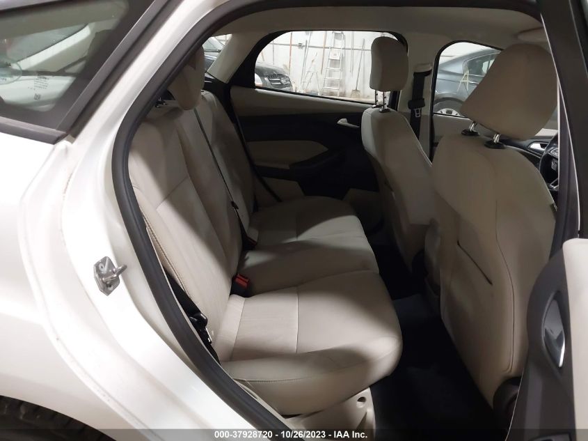 2016 FORD FOCUS SE - 1FADP3K24GL225985