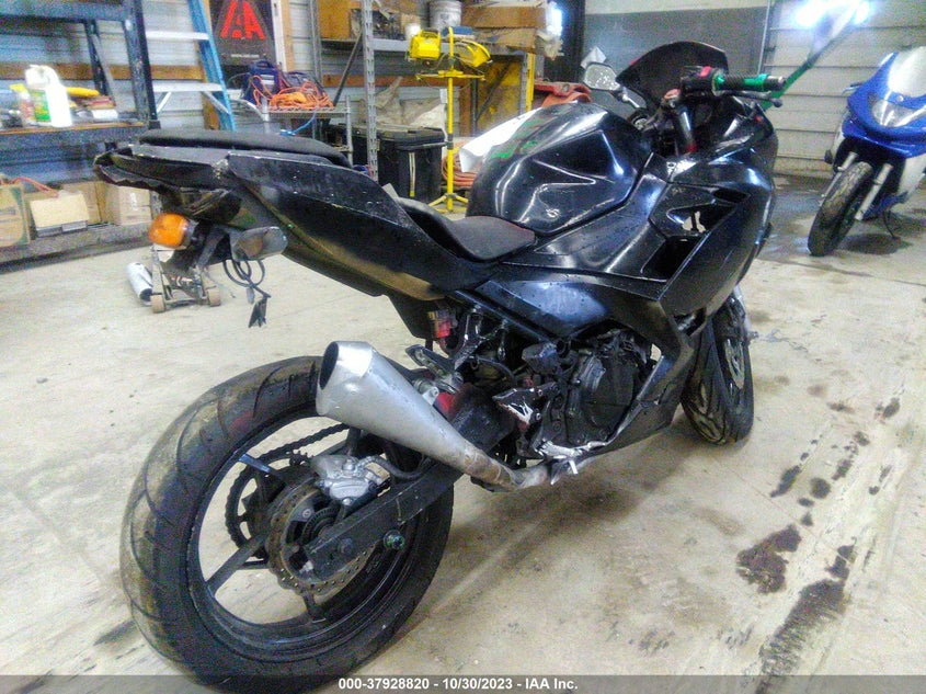 VIN JKAEXKG12LDA72467 2020 KAWASAKI EX400