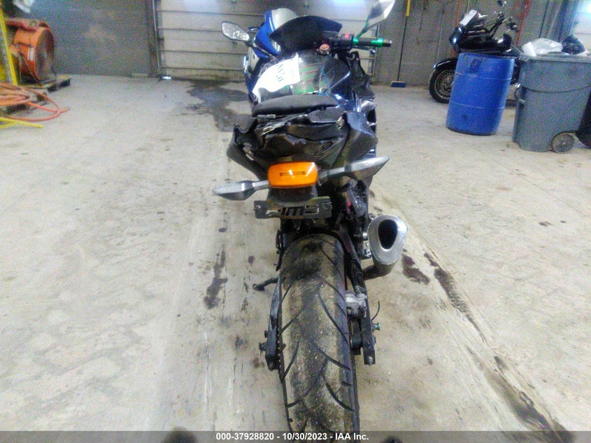 VIN JKAEXKG12LDA72467 2020 KAWASAKI EX400