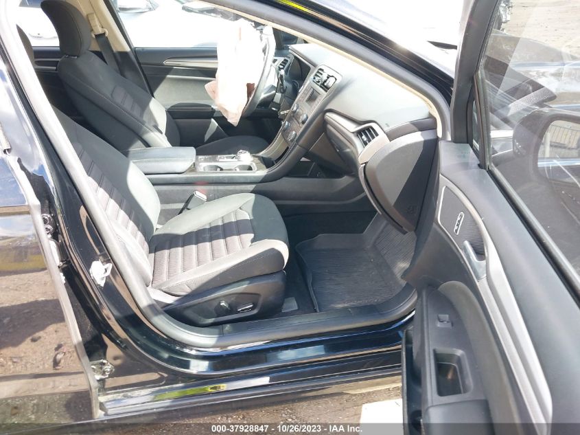 2018 FORD FUSION SE - 3FA6P0H75JR115725
