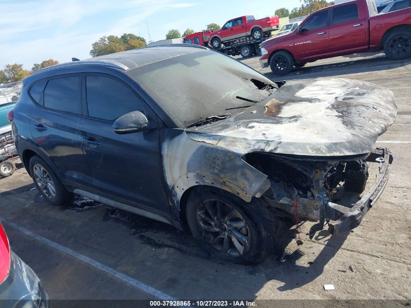 2017 HYUNDAI TUCSON SE PLUS - KM8J33A46HU521691